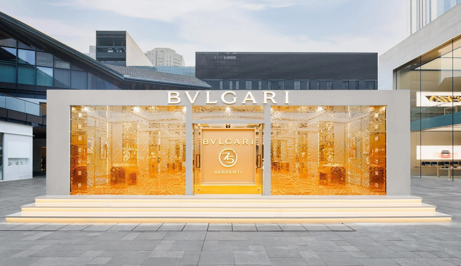 BVLGARI 75 th 花瓶 24171 - Bvlgari B.zero1 Zaha Hadid 18k White Gold 9.5mm Wide